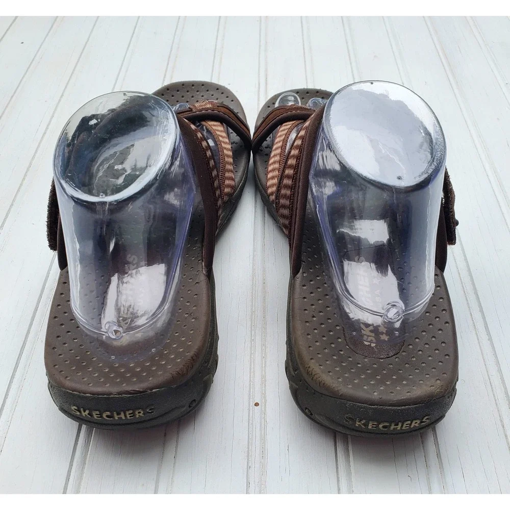 Skechers Reggae Brown Strappy Toe Loop Sandals Womens Size 9 Hiking Slides